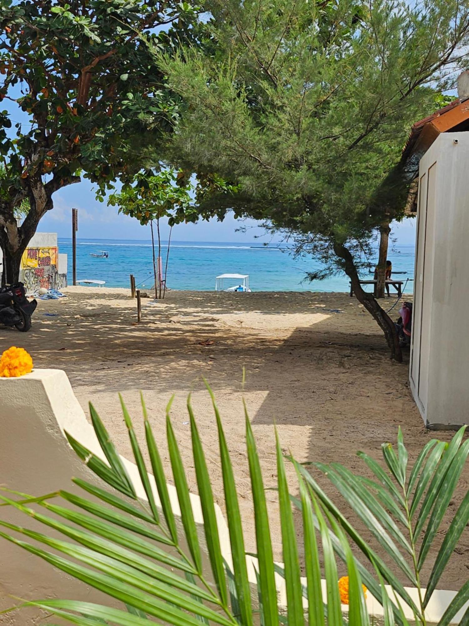 United Colors Of Lembongan Hotel Buitenkant foto