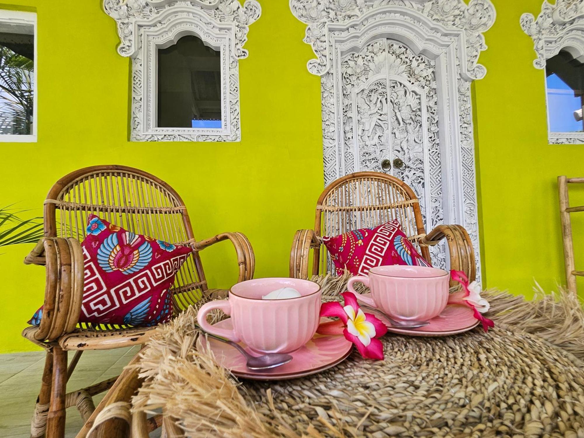 United Colors Of Lembongan Hotel Buitenkant foto