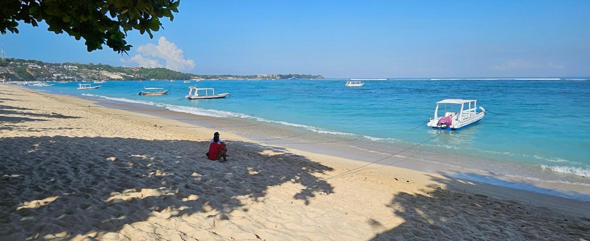 United Colors Of Lembongan Hotel Buitenkant foto